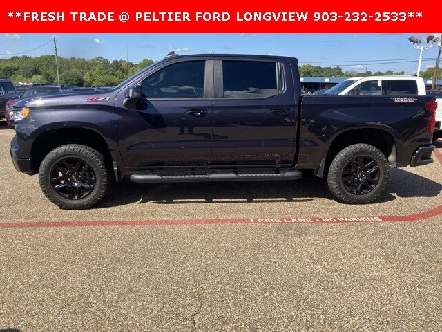2022 Chevrolet Silverado 1500 LT Trail Boss photo 3