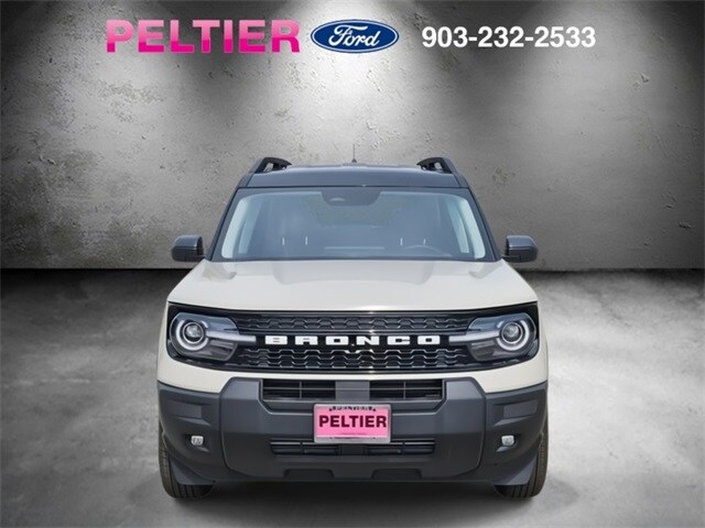 2025 Ford Bronco Sport Outer Banks photo 2