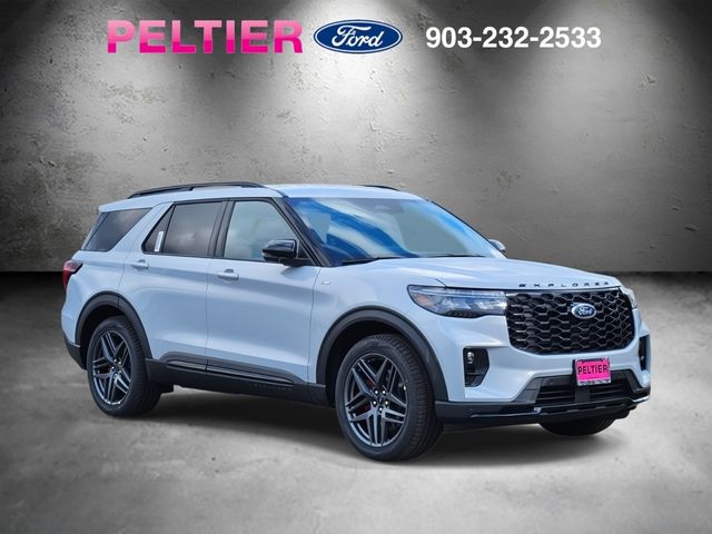 2026 Ford Explorer ST-LINE's photo