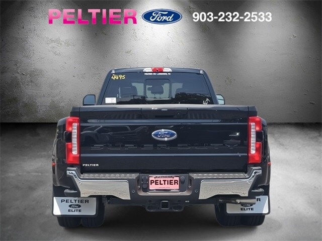 2025 Ford F-350 Lariat photo 4