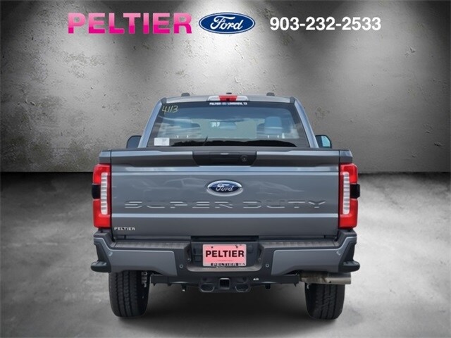 2025 Ford F-250 photo 3