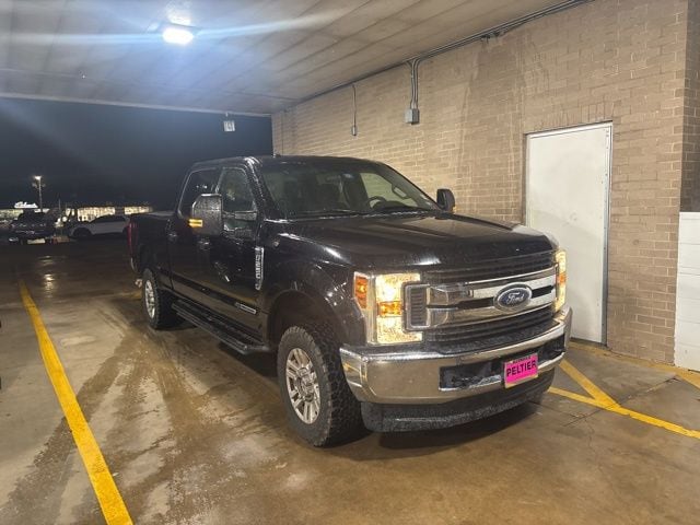 2018 Ford F-250 Super Duty XLT's photo