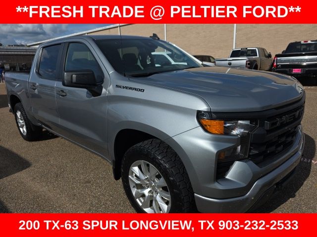 2023 Chevrolet Silverado 1500 Custom 4X4 Crew Cab Short Box's photo