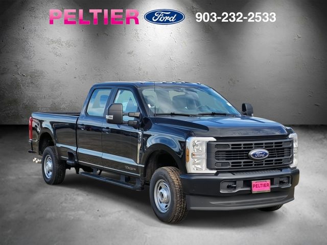 2025 Ford F-250 Super Duty XL's photo