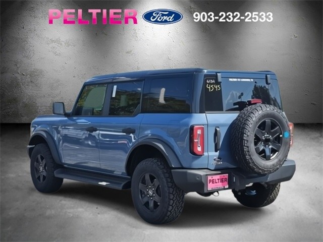 2025 Ford Bronco Outer Banks photo 3
