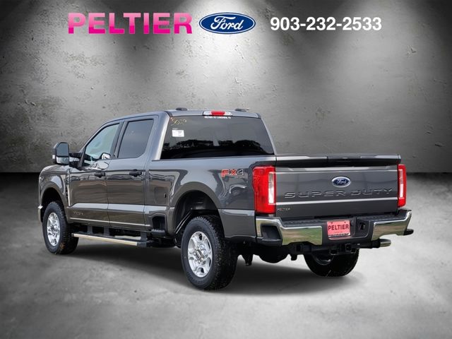 2026 Ford F-250 Super Duty XLT - Photo 3