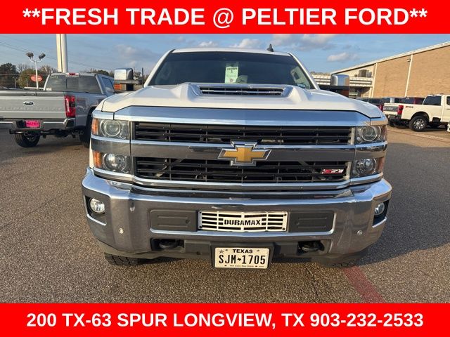 2017 Chevrolet Silverado 2500HD LTZ photo 2