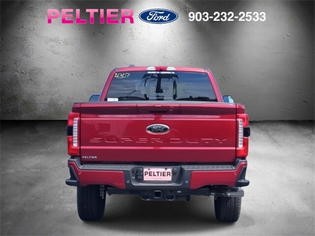 2025 Ford F-250 Lariat photo 3