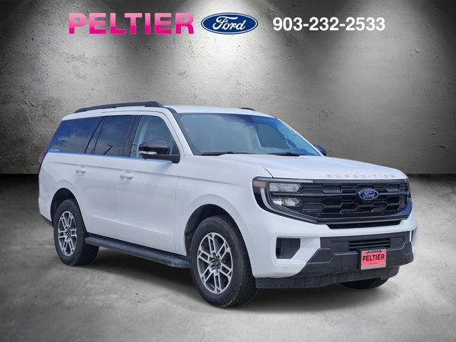 2026 Ford Expedition Active's photo