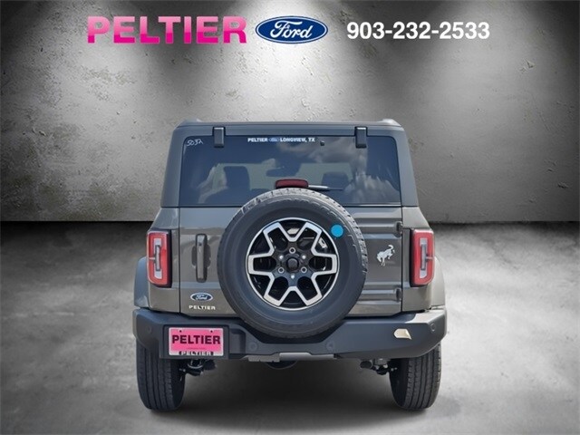 2025 Ford Bronco Outer Banks photo 3