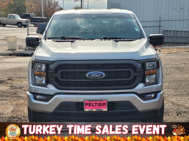 2023 Ford F-150 XLT photo 2