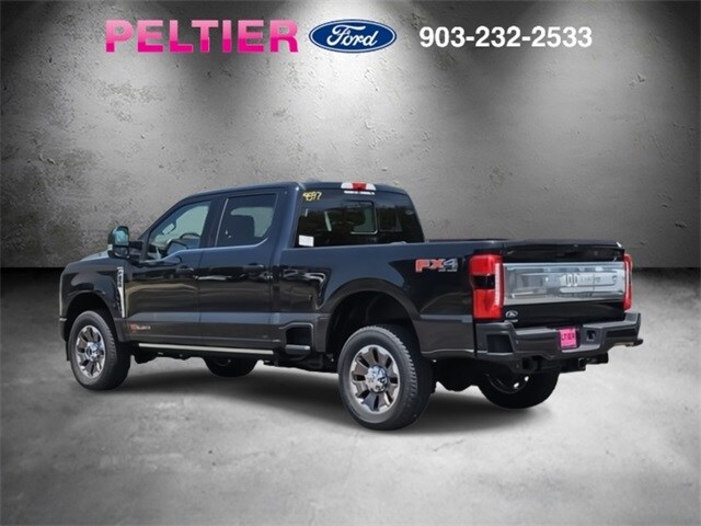 2025 Ford F-250 King Ranch photo 3