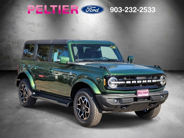 2025 Ford Bronco 4-Door Outer Banks's photo