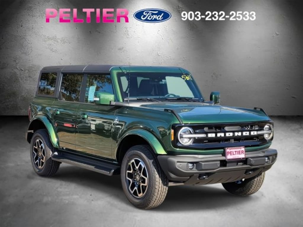 New 2025 Ford Bronco Outer Banks SUV
