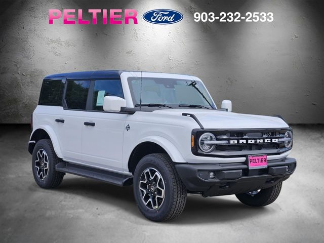 2026 Ford Bronco Outer Banks 4x4's photo