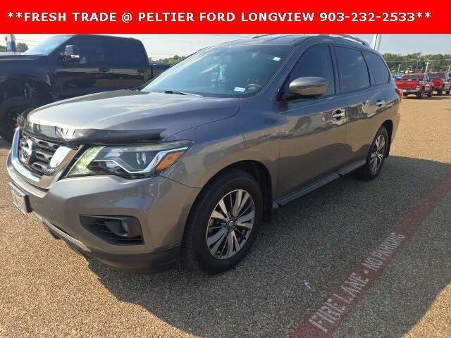 2017 Nissan Pathfinder SL photo 3