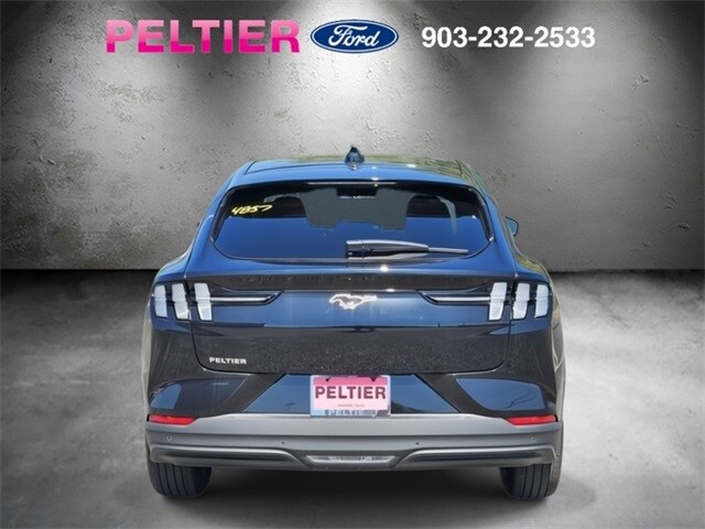 2025 Ford Mustang Mach-E Premium photo 4