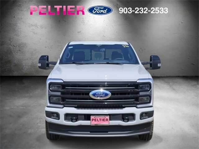 2026 Ford F-250 Platinum photo 2