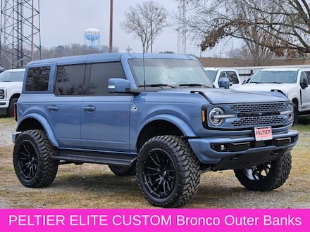 2025 Ford Bronco Outer Banks SUV