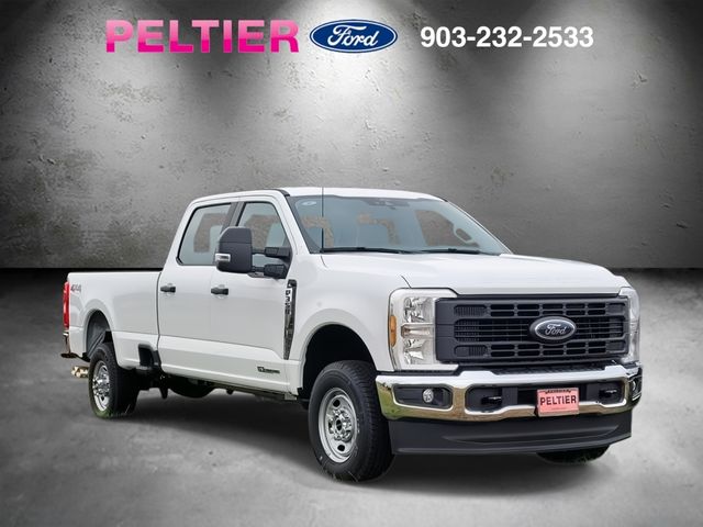 2026 Ford F-350 Super Duty XL's photo