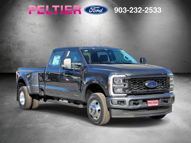 2026 Ford F-350 Super Duty XL's photo