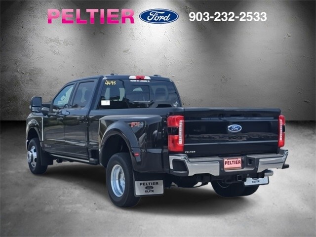 2025 Ford F-350 Lariat photo 3