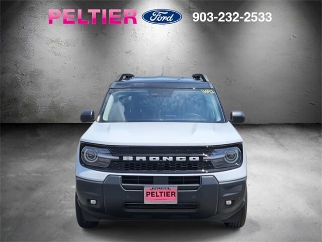 2025 Ford Bronco Sport Outer Banks photo 2