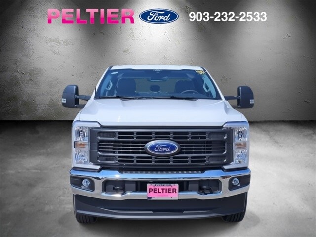 2026 Ford F-250 XL photo 2