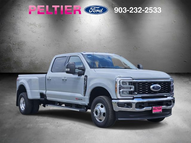 2026 Ford F-350 Lariat 4x4 Crew Cab 8' Box DRW's photo