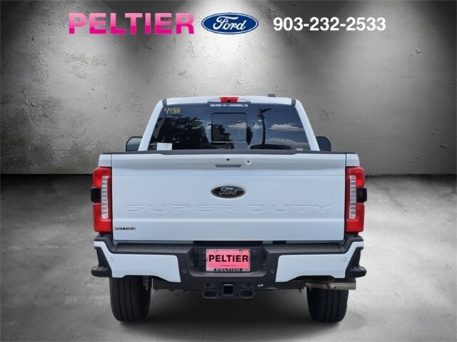 2025 Ford F-250 Lariat photo 4