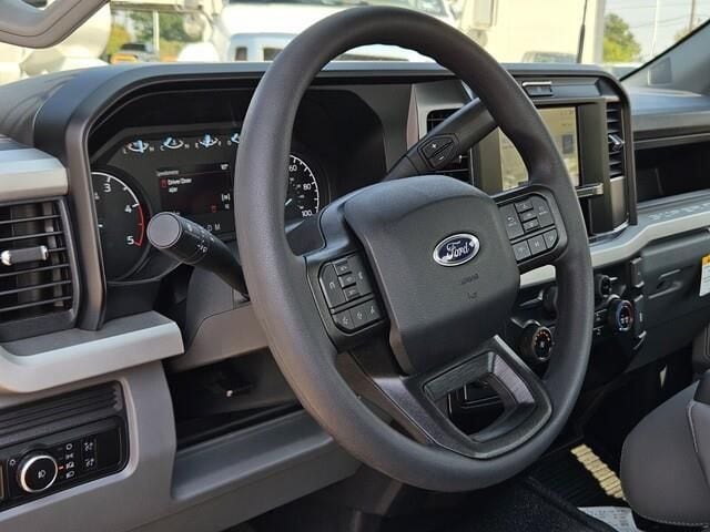 2026 Ford F-250 Super Duty XL - Photo 8