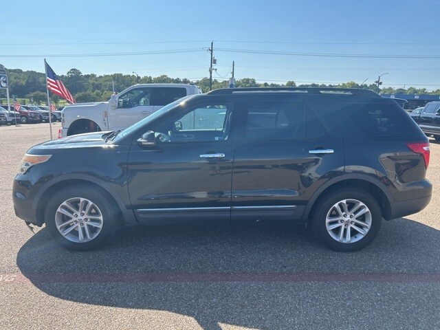 2013 Ford Explorer XLT photo 3