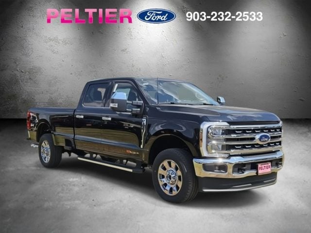 2026 Ford F-350 Super Duty Lariat's photo