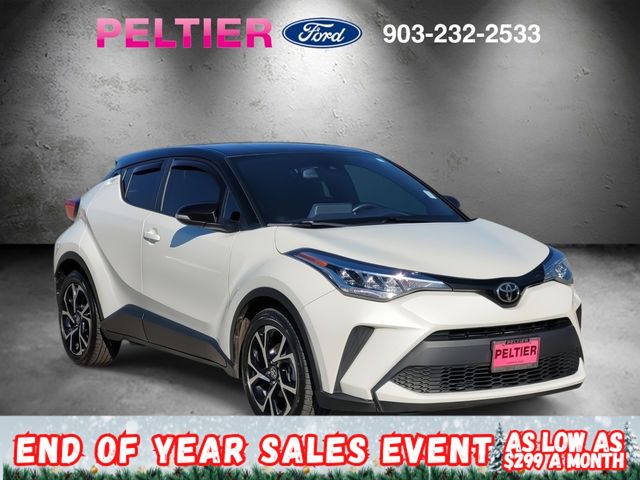 2020 Toyota C-HR XLE's photo