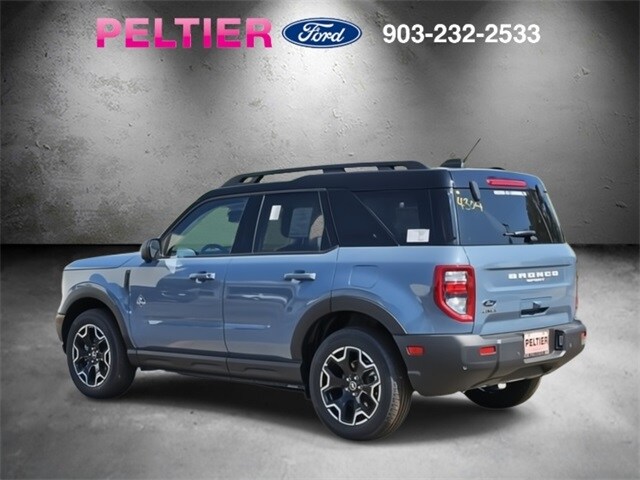 2025 Ford Bronco Sport Outer Banks photo 3