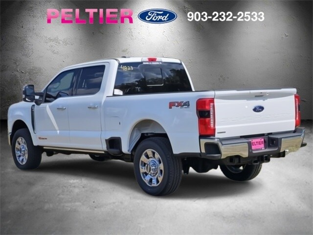 2025 Ford F-250 Lariat photo 3