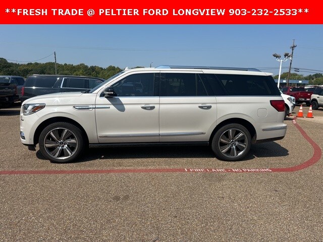 2019 Lincoln Navigator L Reserve photo 4