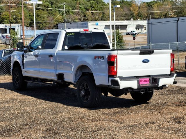 2025 Ford F-350 XL photo 2