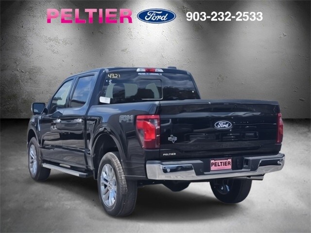 2025 Ford F-150 XLT photo 3
