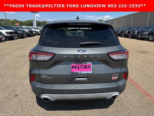 2022 Ford Escape SEL photo 4