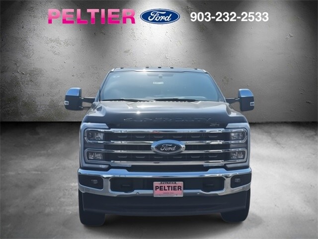 2025 Ford F-350 King Ranch photo 2