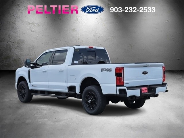 2025 Ford F-250 Lariat photo 3