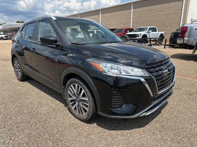 2023 Nissan Kicks
