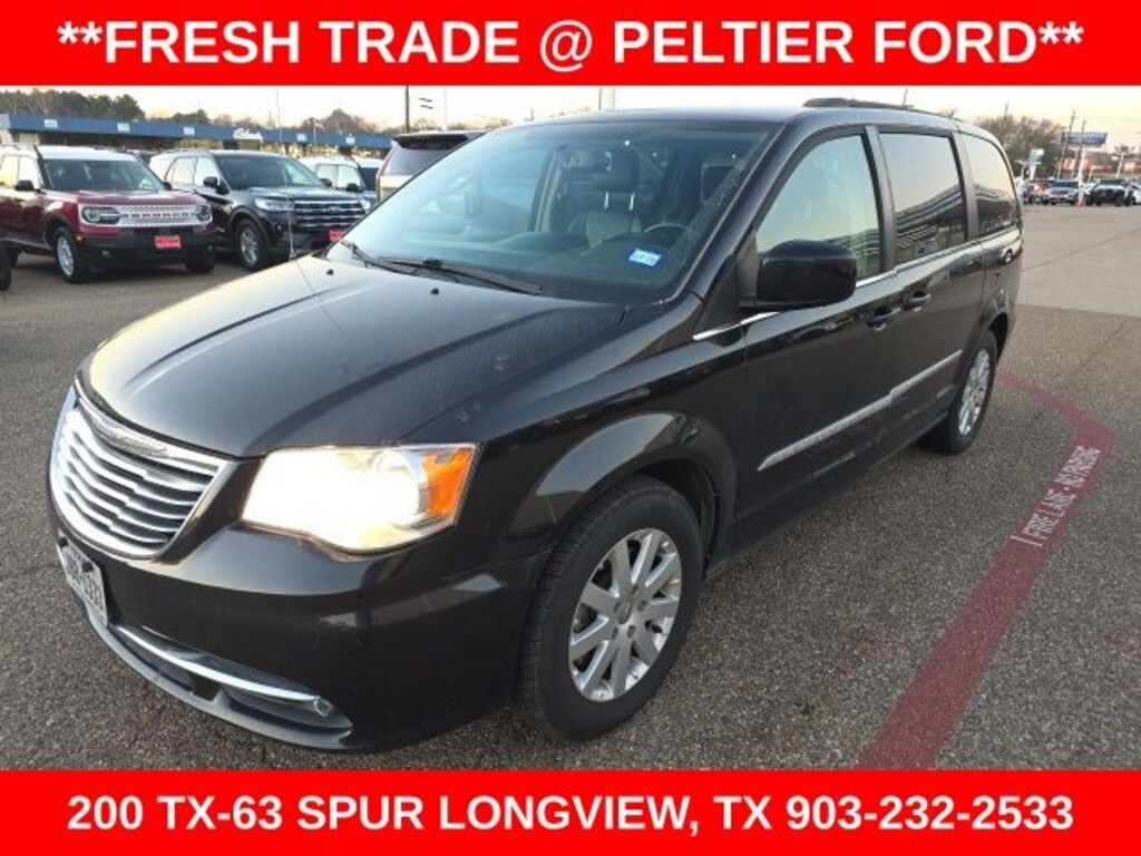 Used 2015 Chrysler Town & Country Touring Minivan/Van