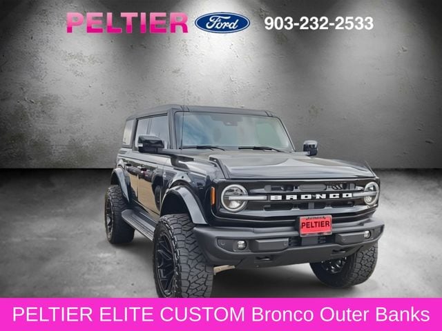 2025 Ford Bronco 4-Door Outer Banks's photo