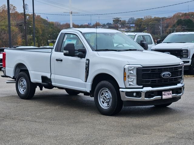 2026 Ford F-250 Super Duty XL's photo