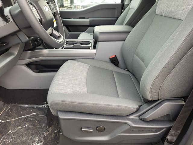 2026 Ford F-250 Super Duty XLT - Photo 8