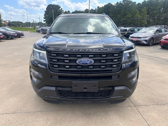 Used 2017 Ford Explorer Sport with VIN 1FM5K8GT3HGA40148 for sale in Longview, TX