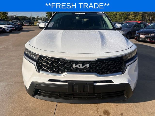 Used 2023 Kia Sorento LX with VIN 5XYRG4LC0PG190810 for sale in Longview, TX