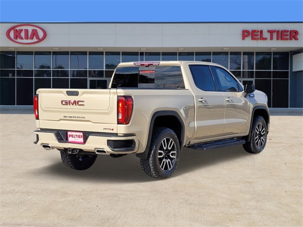 Used 2022 GMC Sierra 1500 AT4 Truck